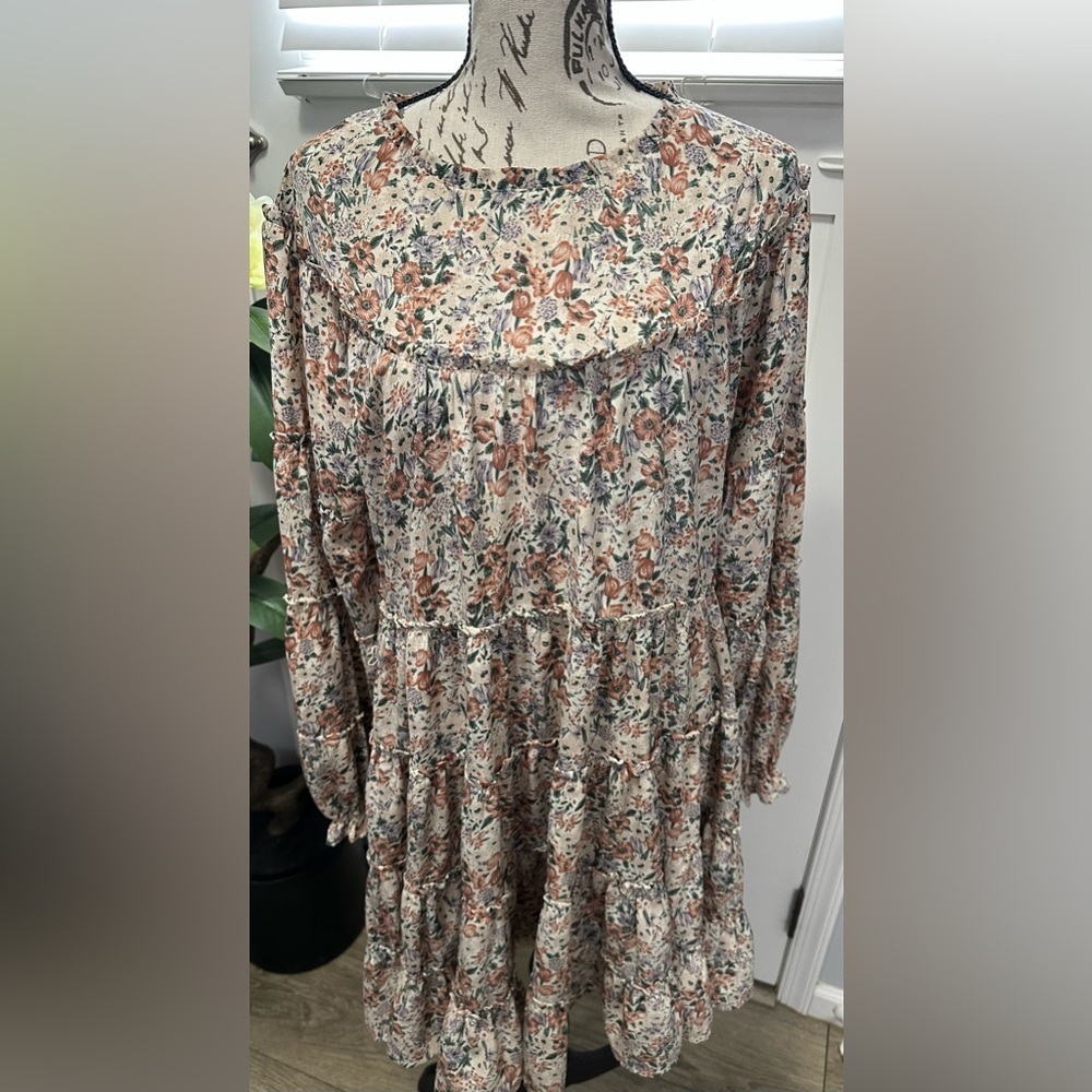 Floral Long Sleeve Dress ๐ท - Picture 3 of 16